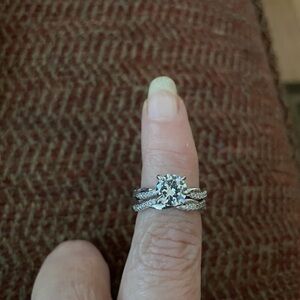 Elegant Silver Diamond Ring Set